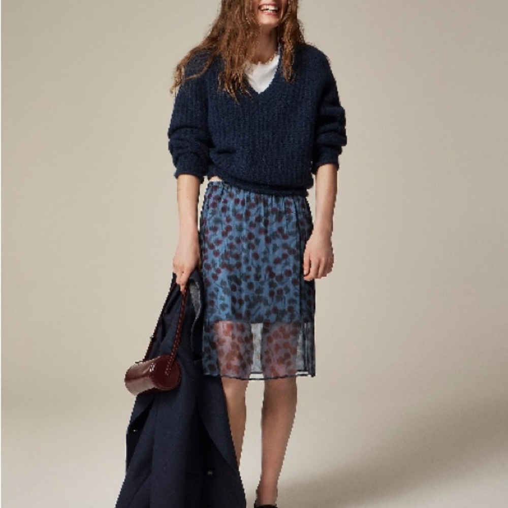 Jcrew Gwen knee-length layered slip skirt in blurry cherry print XXS